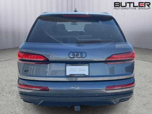 2025 Audi Q7 45 Premium Plus