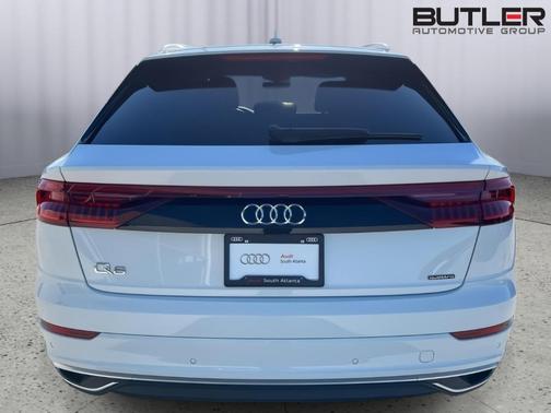 2023 Audi Q8 Premium