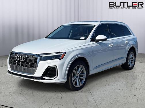2025 Audi Q7 55 Premium Plus