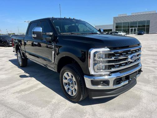 Agate Black 2026 Ford F-250 Lariat