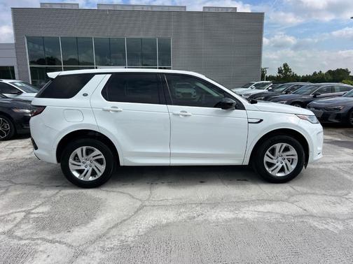 2024 Land Rover Discovery Sport Core S
