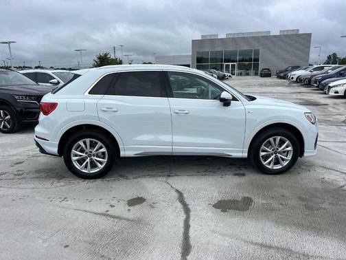 2025 Audi Q3 45 S line Premium