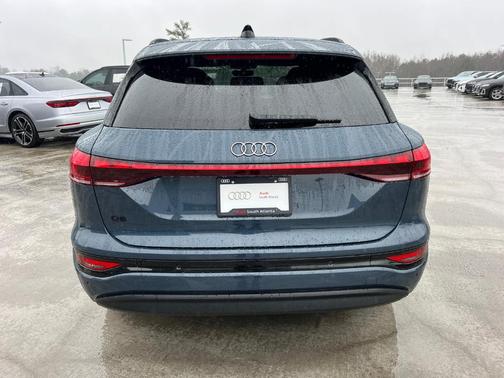 2025 Audi Q6 e-tron Premium