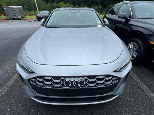 Florett Silver Metallic 2025 Audi A5 2.0T quattro Premium