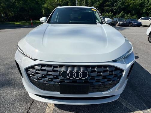 Glacier White Metallic 2025 Audi Q5 2.0T quattro Premium