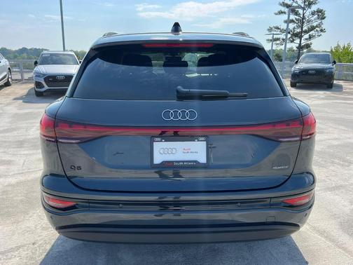 2025 Audi Q6 e-tron Premium