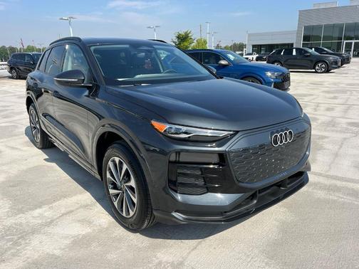 2025 Audi Q6 e-tron Premium