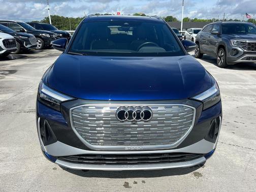 2024 Audi Q4 e-tron 50 Premium
