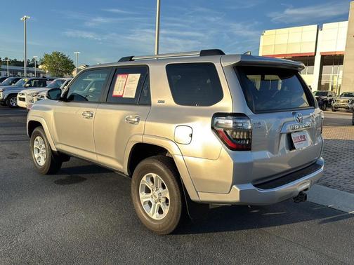 2023 Toyota 4Runner SR5