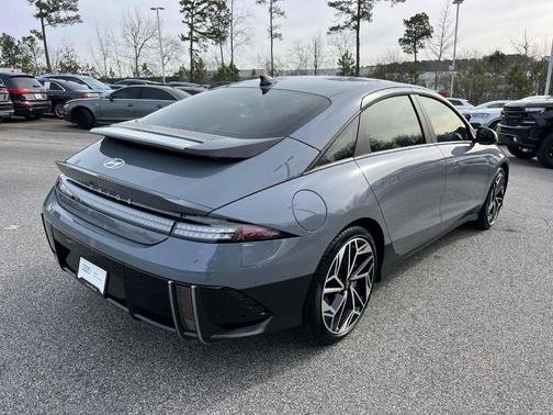 2025 Hyundai IONIQ 6 SEL