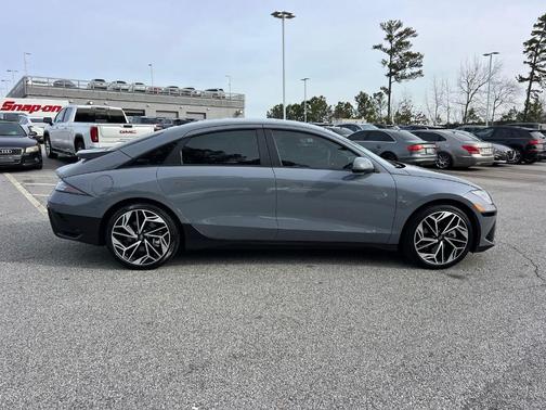 2025 Hyundai IONIQ 6 SEL
