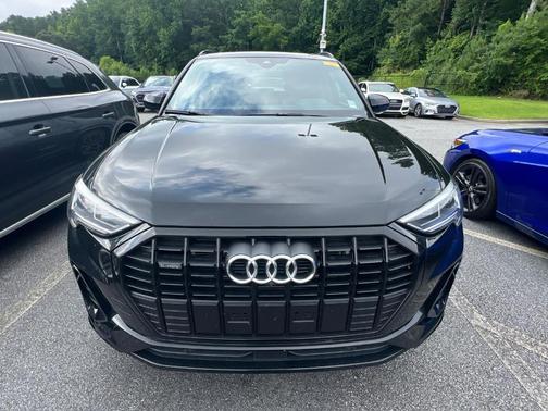 2024 Audi Q3 45 S line Premium