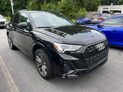 2024 Audi Q3 45 S line Premium