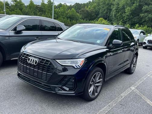 2024 Audi Q3 45 S line Premium
