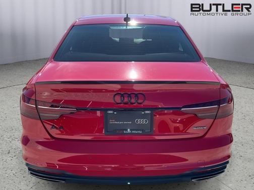 2024 Audi A4 45 S line quattro Premium