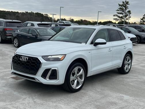 2022 Audi Q5 45 S line Premium Plus