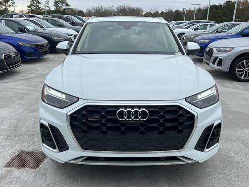 2022 Audi Q5 45 S line Premium Plus
