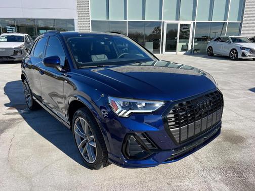 2025 Audi Q3 45 S line Premium