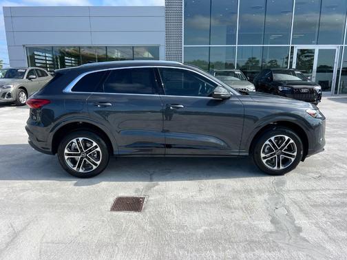 2025 Audi Q5 2.0T quattro Premium