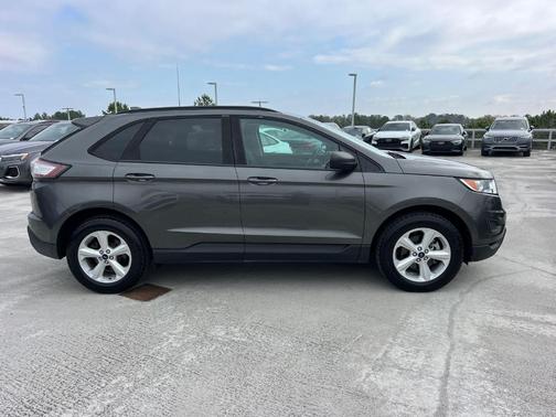 2015 Ford Edge SE