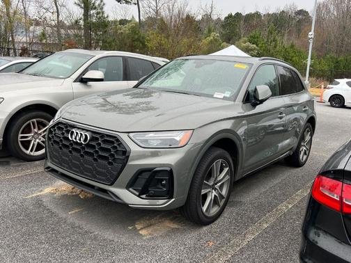 2025 Audi Q5 45 S line quattro Premium