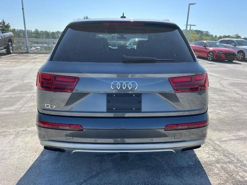 2019 Audi Q7 55 Prestige