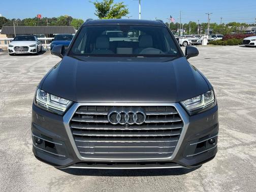 2019 Audi Q7 55 Prestige