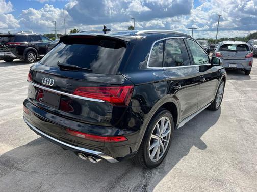2022 Audi SQ5 3.0T Premium Plus