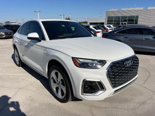 2022 Audi Q5 45 S line Premium Plus
