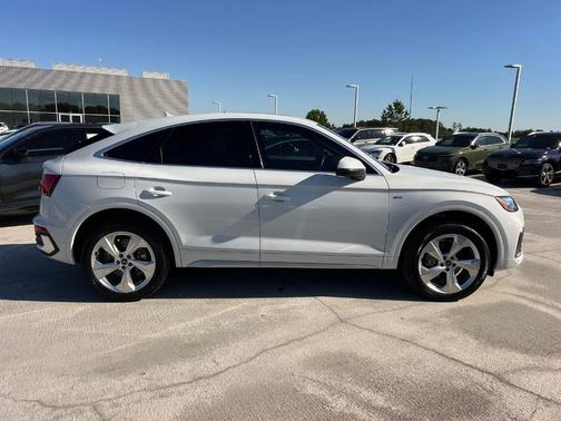 2022 Audi Q5 45 S line Premium Plus