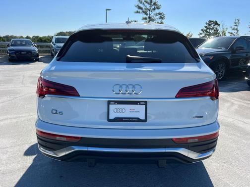 2022 Audi Q5 45 S line Premium Plus