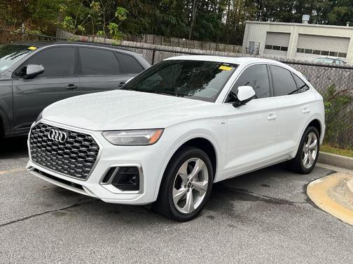 2022 Audi Q5 45 S line Premium Plus