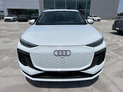 2025 Audi Q6 e-tron Premium