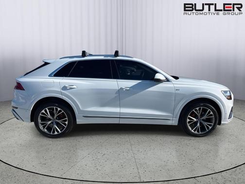2021 Audi Q8 55 Premium Plus