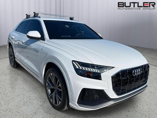 2021 Audi Q8 55 Premium Plus