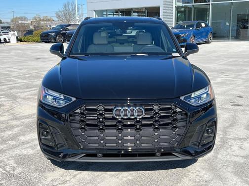 2025 Audi Q5 45 S line quattro Premium