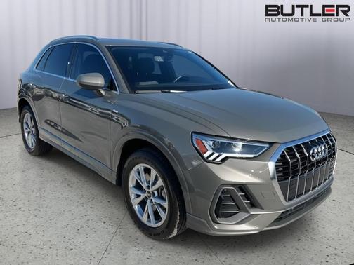 2024 Audi Q3 45 S line Premium