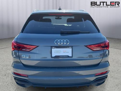 2024 Audi Q3 45 S line Premium