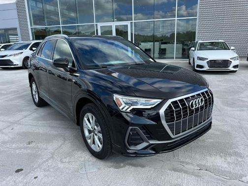 2025 Audi Q3 45 S line Premium