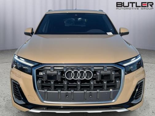 2025 Audi Q7 55 Premium