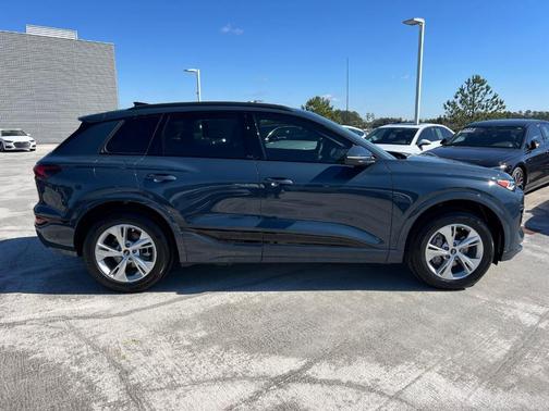 2025 Audi Q6 e-tron Premium