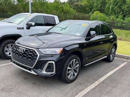 Mythos Black Metallic 2023 Audi Q5 45 S line Premium Plus