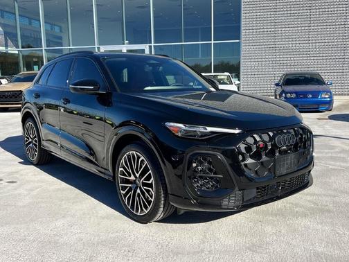 2025 Audi SQ5 3.0T quattro Premium