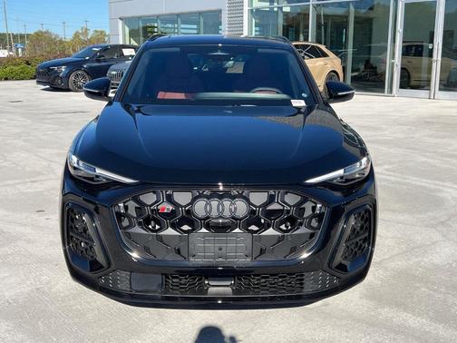 2025 Audi SQ5 3.0T quattro Premium