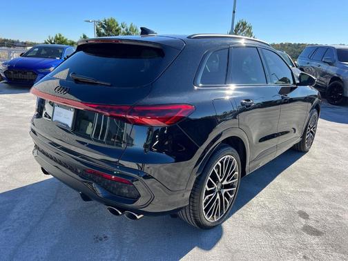 2025 Audi SQ5 3.0T quattro Premium