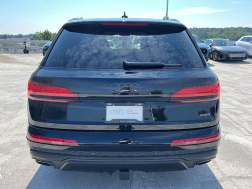 2025 Audi Q7 55 Prestige
