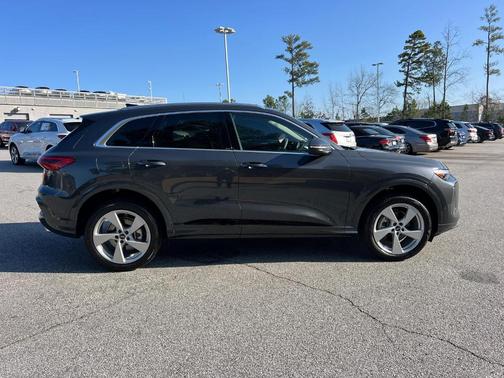 2025 Audi Q5 2.0T quattro Premium