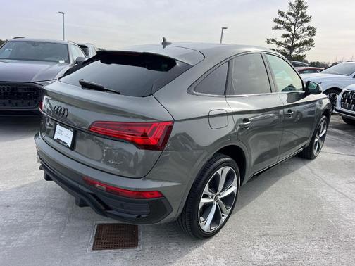 2023 Audi Q5 45 S line Premium Plus