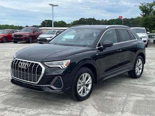 2024 Audi Q3 45 S line Premium