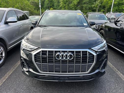 2024 Audi Q3 45 S line Premium